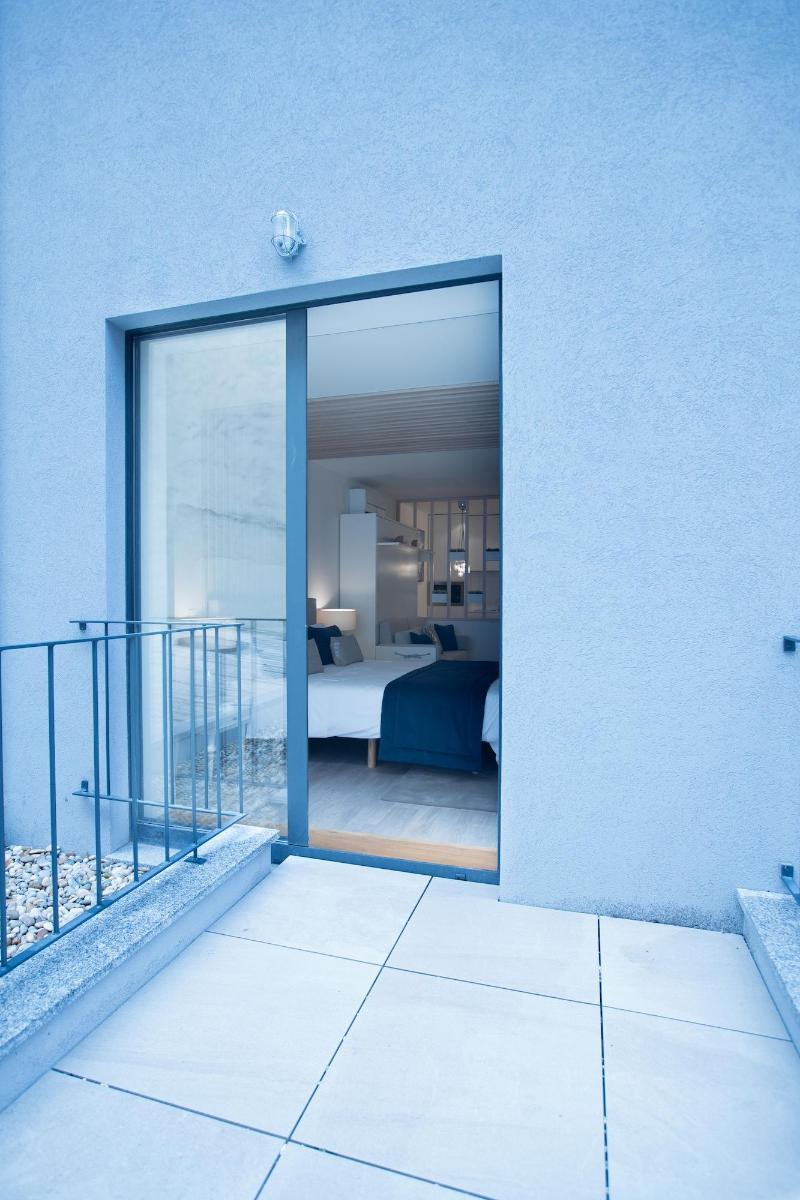 Almada Wine House - Tourism Apartments Porto Exterior photo