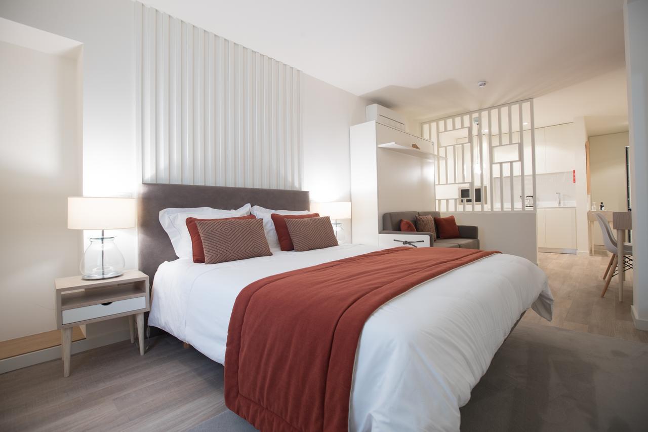 Almada Wine House - Tourism Apartments Porto Exterior photo